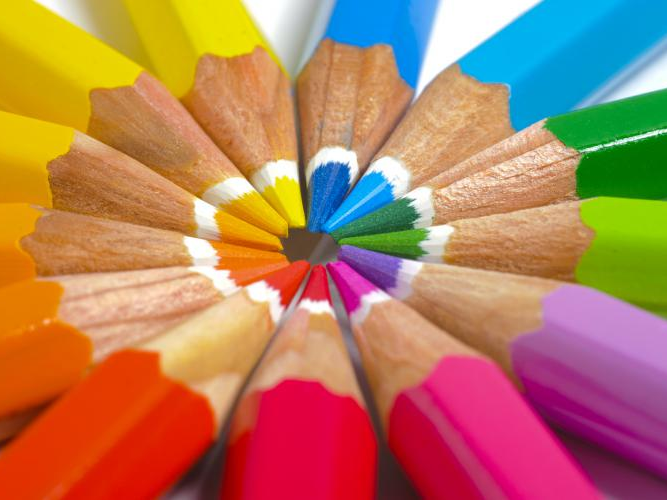 Colored pencils in circle